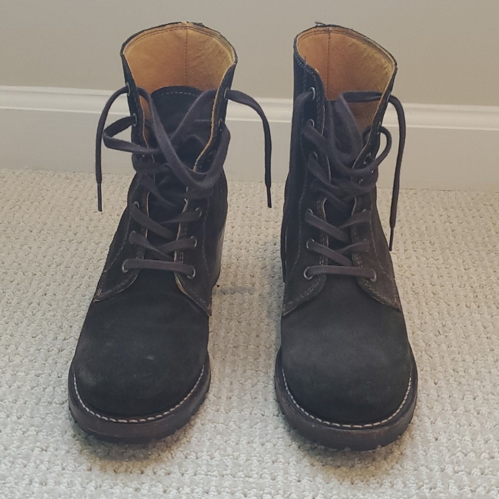 Frye Sabrina Suede Boot 7.5